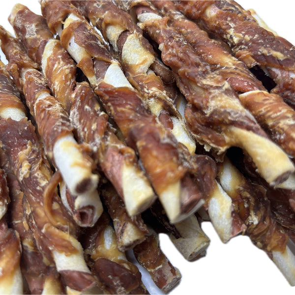 A211 Duo Chicken & Rawhide Sticks